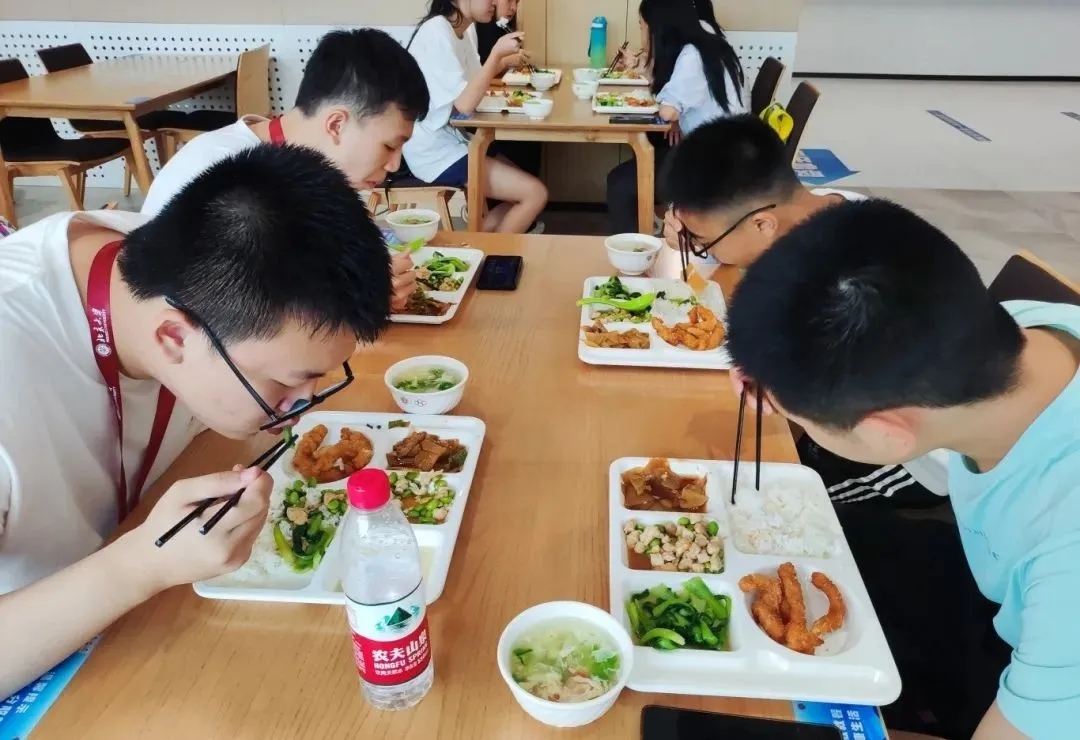 北京大学青少年状元陪跑班开始招募啦！