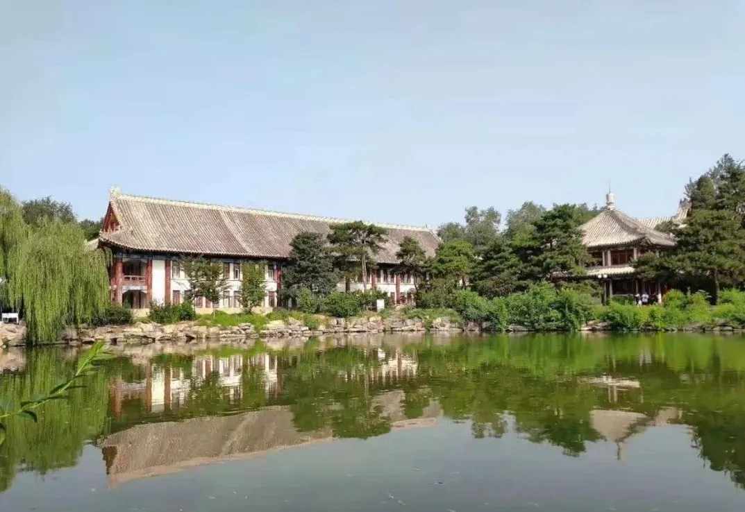 北京大学青少年状元陪跑班开始招募啦！